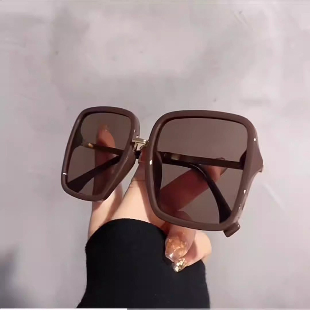 Square Sunglasses Women Black Oversized Sun Glasses Female Retro Vintage Big Frame Gradient Mirror