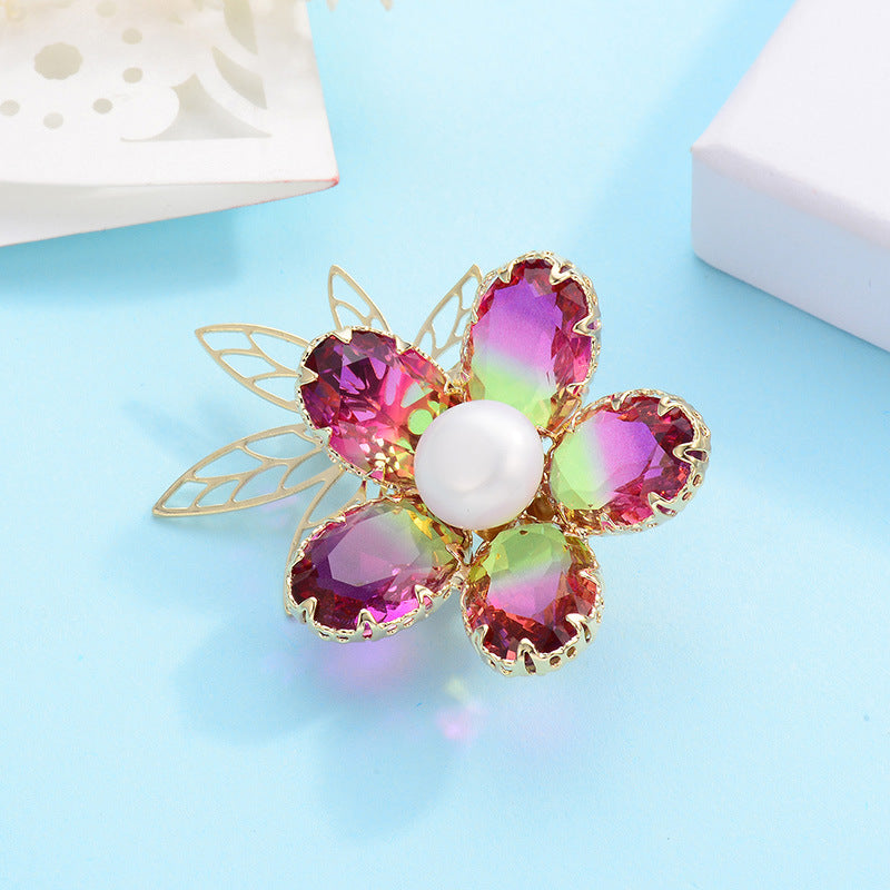 Exquisite Fashion Tourmaline Brooch Temperament Trend Pearl Petal Brooch Corsage Dress Accessories Pin