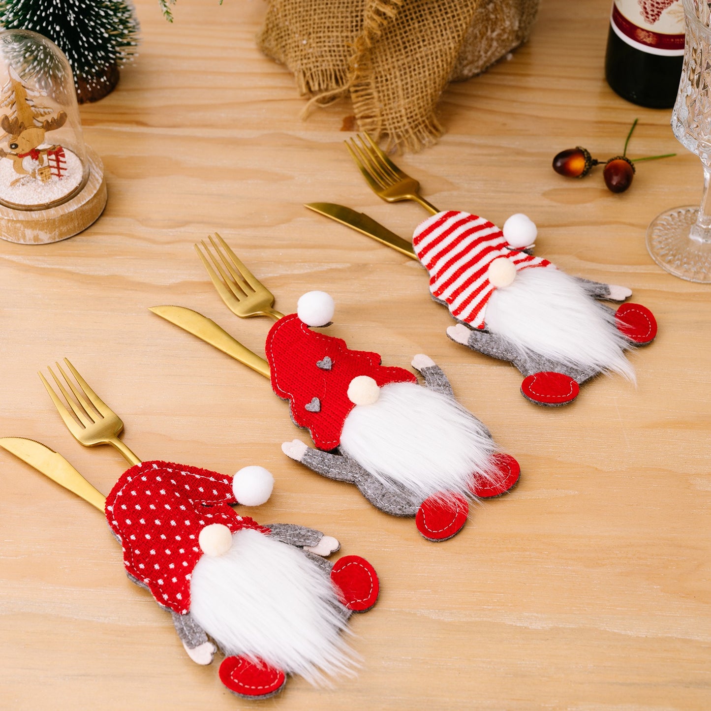 New Christmas Decorative Products Dwarf Knife and Fork Set Faceless Old Man Knife and Fork Bag Rudolf Tableware Set
