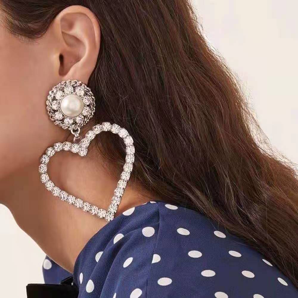 Exaggerated Catwalk Metal Heart Studded Peach Heart Earrings Rhinestone Pearl Heart Earrings