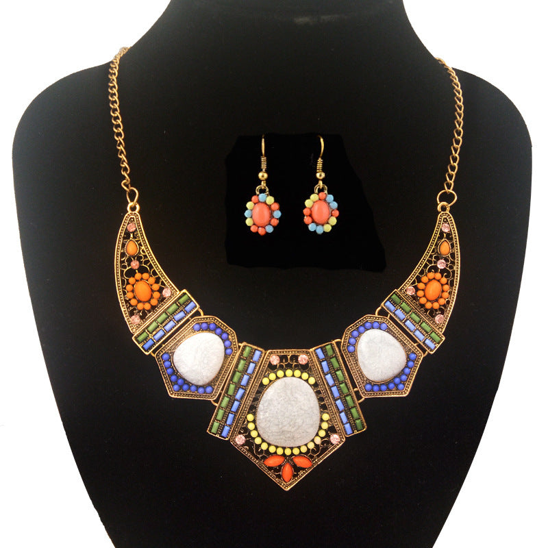 Hollow Out Geometric Color Resin Inlaid Diamond Collarbone Chain Necklace Earring Set