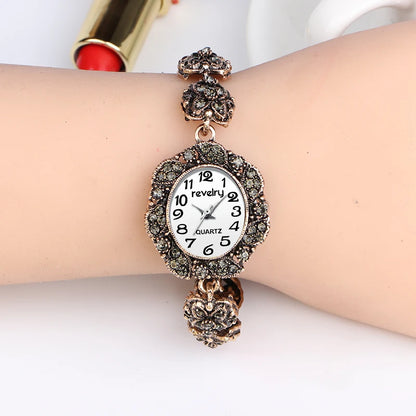 Women Ancient Gold Bracelet Luxury Watches Grey Rhinestone Ladies Quartz Wristwatch Casual Women Dress Colck